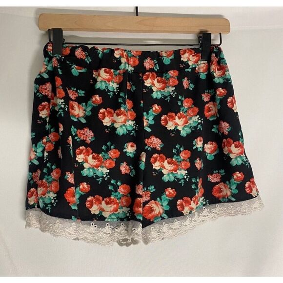 Jenna & Jessie black with red flowers shorts size girl Large (14) - Picture 3 of 4